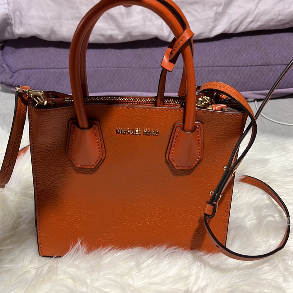 Michael kors satchel